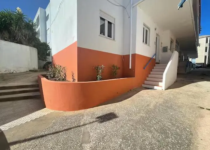 Daire Casa Phoebe - New Renovated Sleeps 5 - 1 Min Burgau